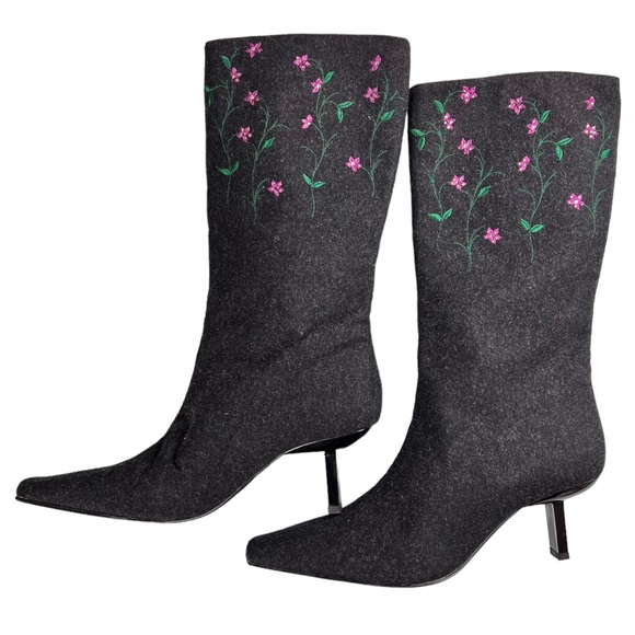 Bruno Magli Wool and Leather Embroidered Boots Size 8 Made in Italy - Picture 3 of 17